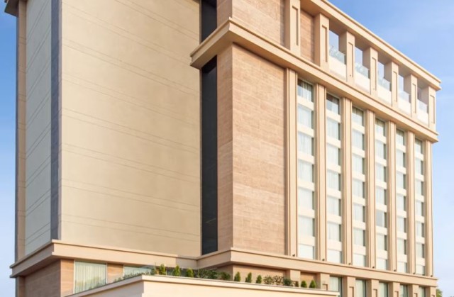 Bellevue Sarovar Portico, Junagadh