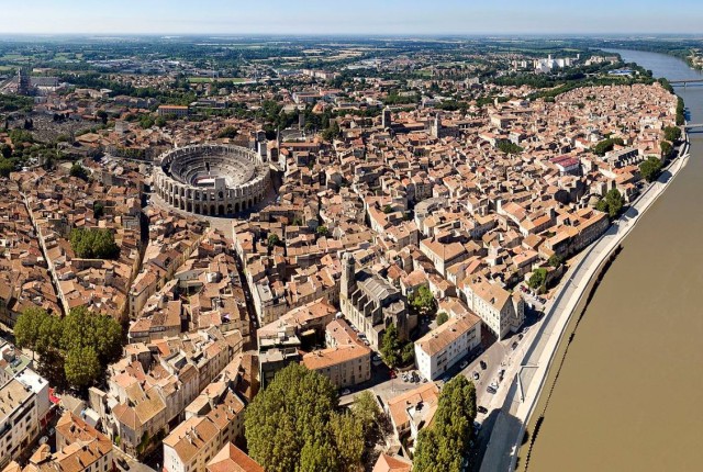Arles