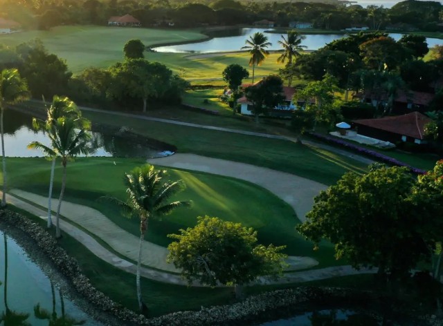 Teeth of the Dog Golf Course, Casa de Campo Resort & Villas