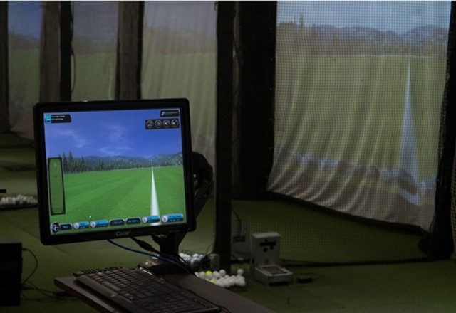 Eagle Club Indoor Golf