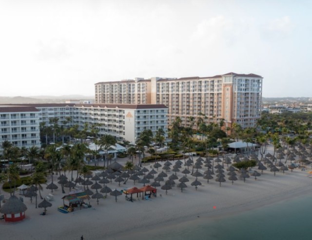 Marriott's Aruba Surf Club